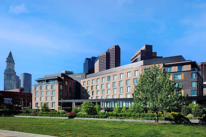Hotel 65 of 77